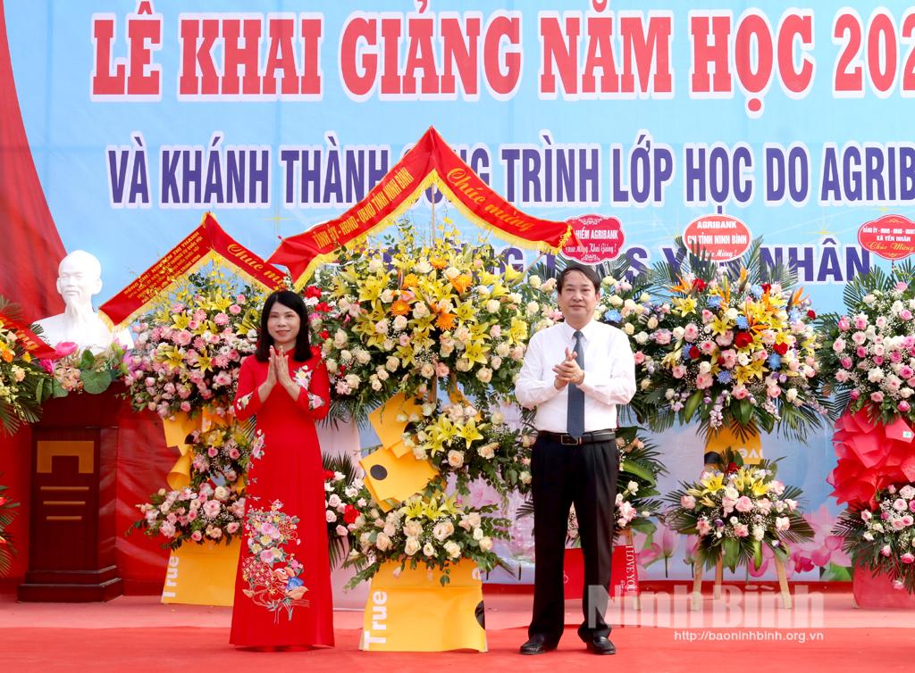 Tưng bừng không khí khai giảng năm học mới 20222023